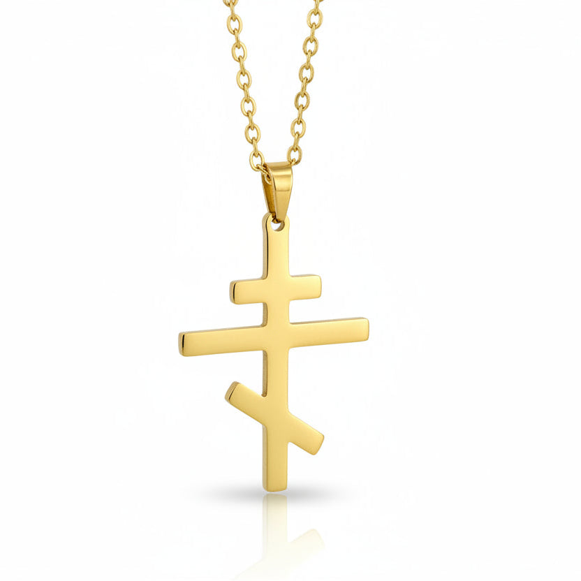 Ilya Cross Pendant & Chain Necklace