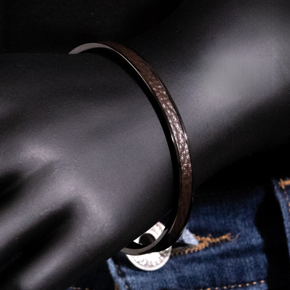 Manchette tribale sincère en acier inoxydable