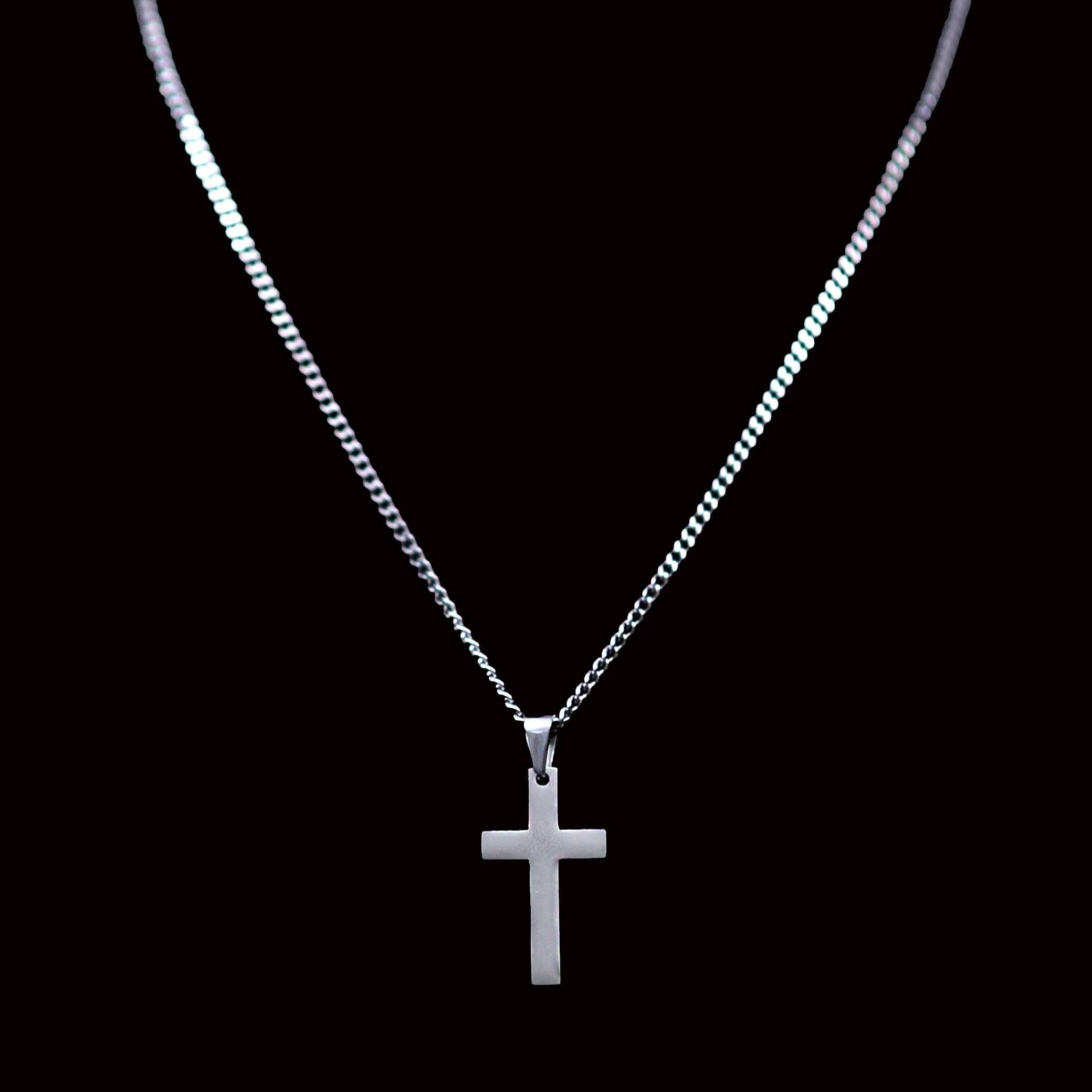 Eugenio Chain Necklace with Pendant