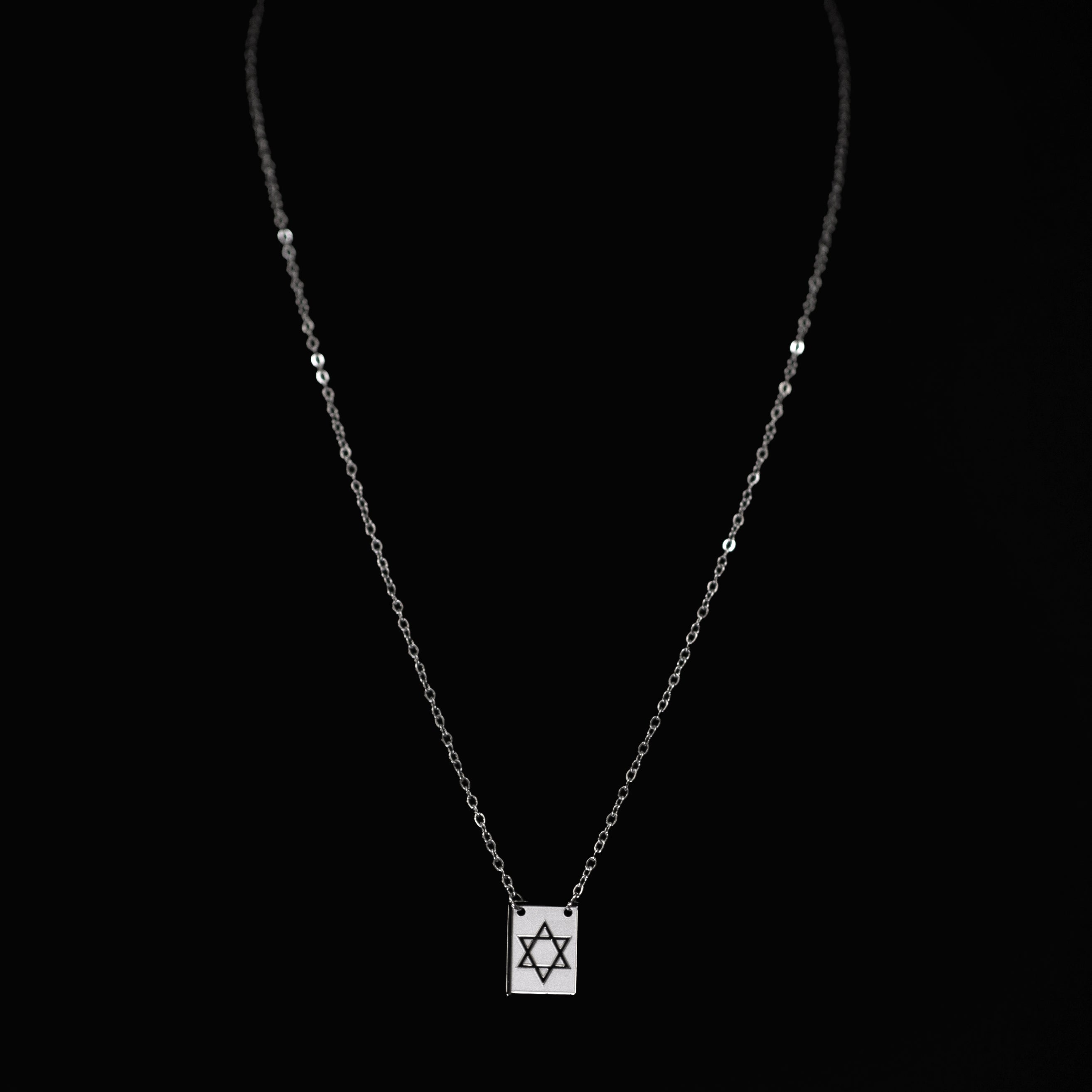 Collier chaîne en acier inoxydable Ignazio avec pendentif symbolique