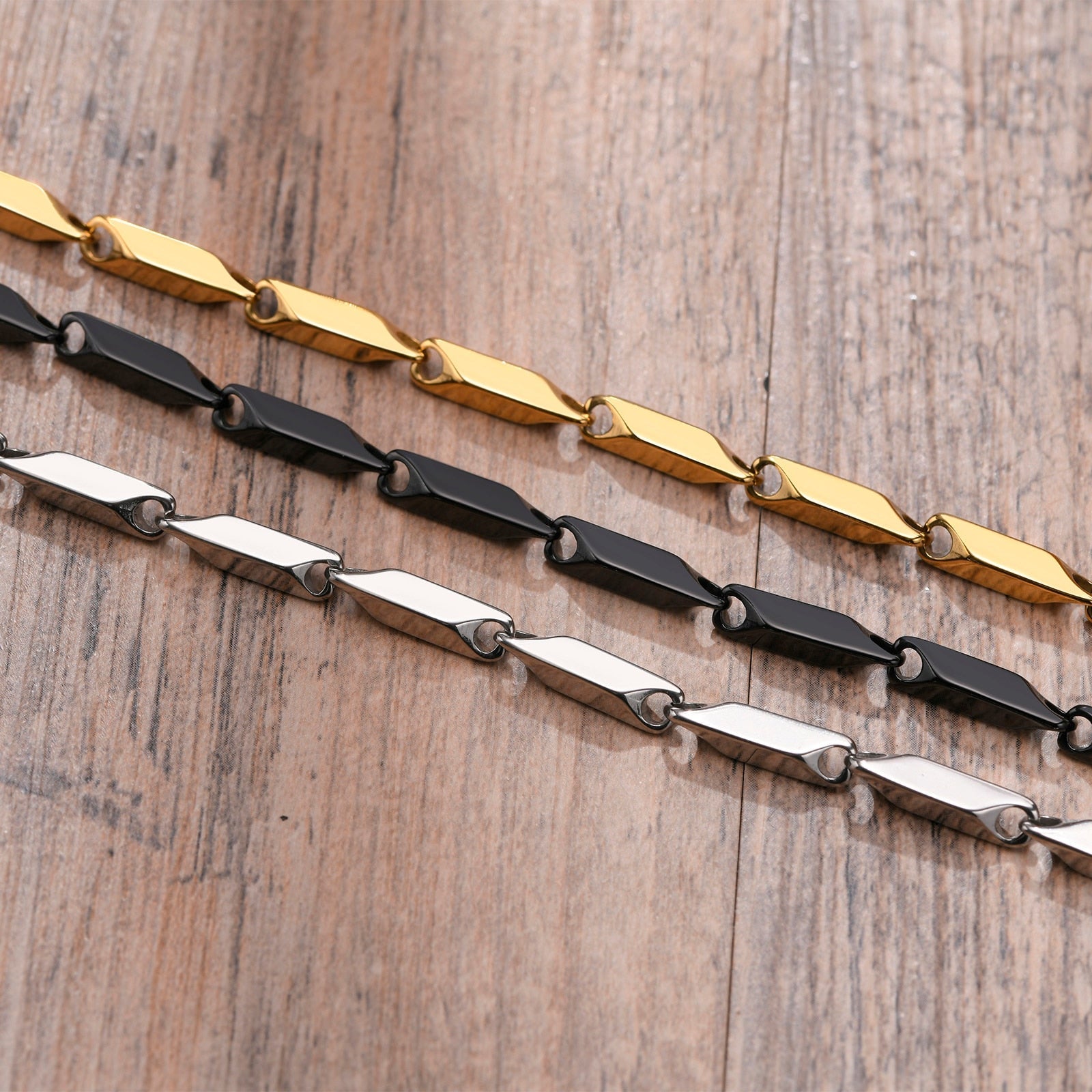 Huguito Stainless Steel Bar Link Bracelet
