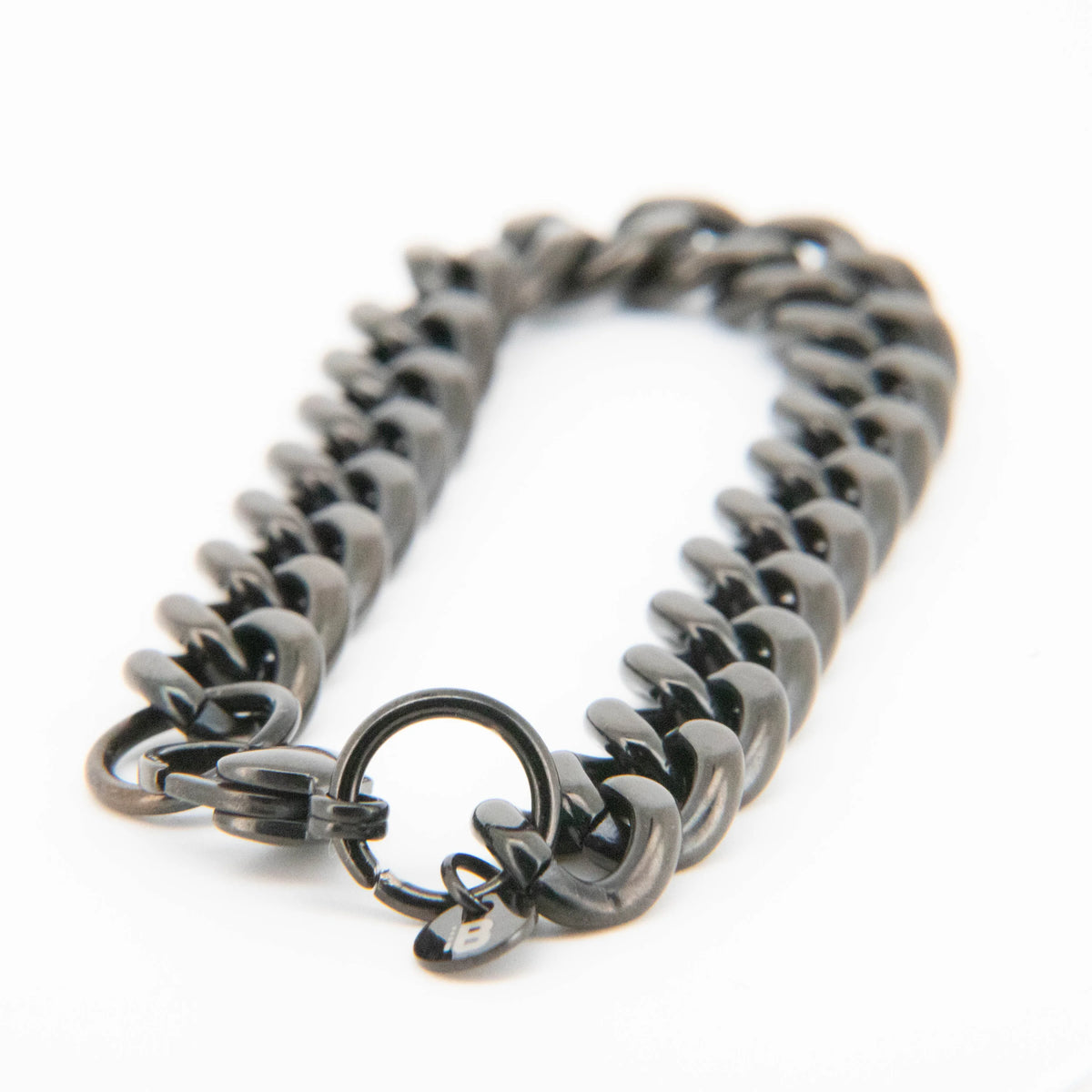 Gunmetal gray chain bracelet with a circular clasp.