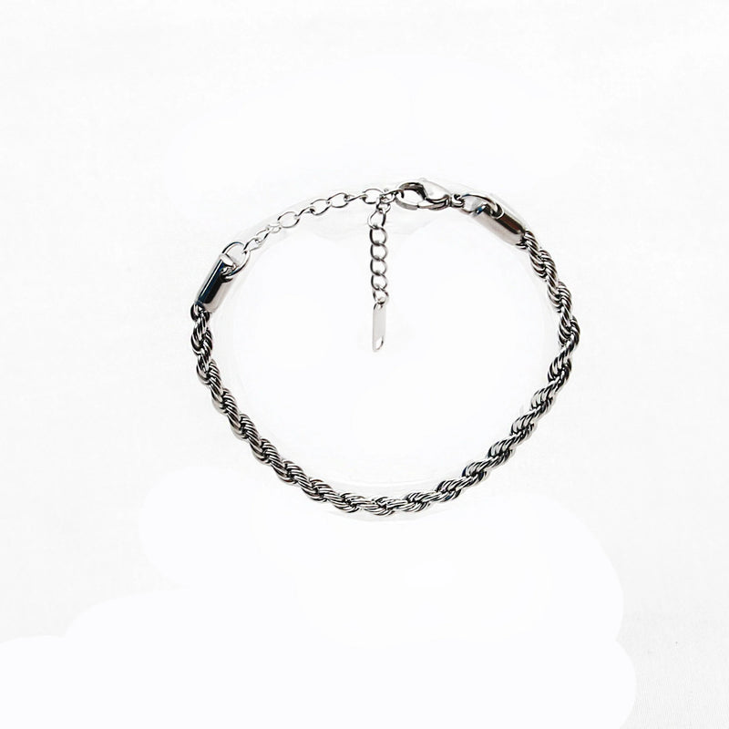 Silver twisted rope chain bracelet with an adjustable clasp.