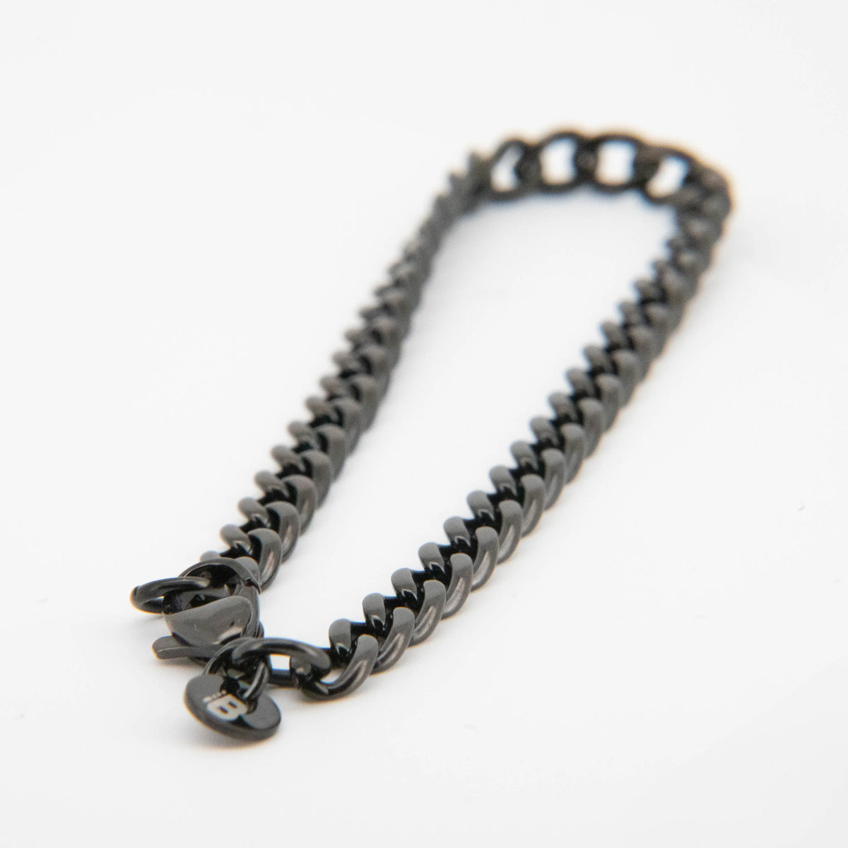 Gunmetal gray chain bracelet with curb-style links.