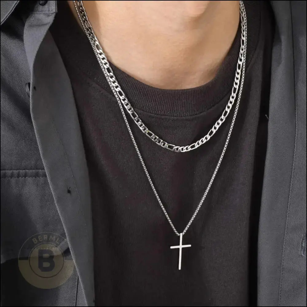 Desiderio Simple Crucifix Pendant with Box Chain - BERML BY DESIGN JEWELRY FOR MEN